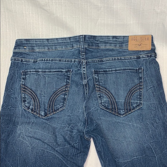 Hollister Super Skinny Jeans - Picture 3 of 3